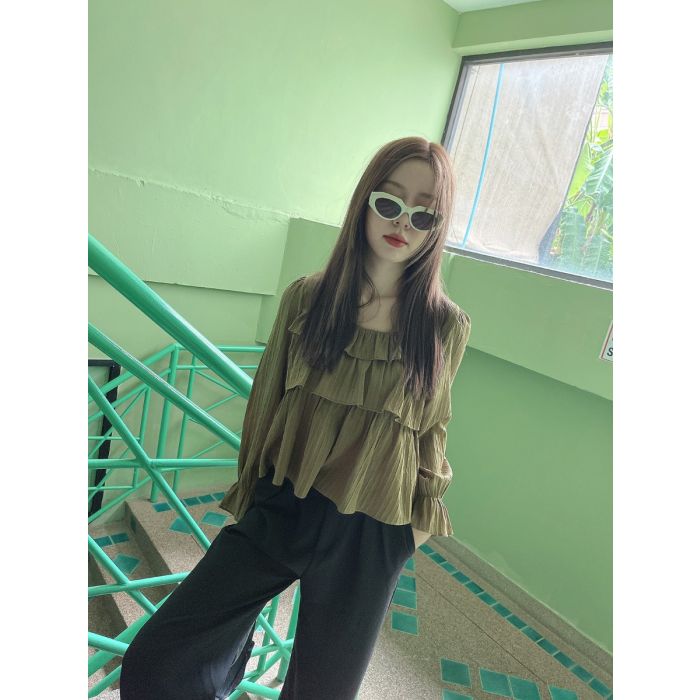 ROSEMARY RUFFLE TEXTURED BLOUSE-OLIVE