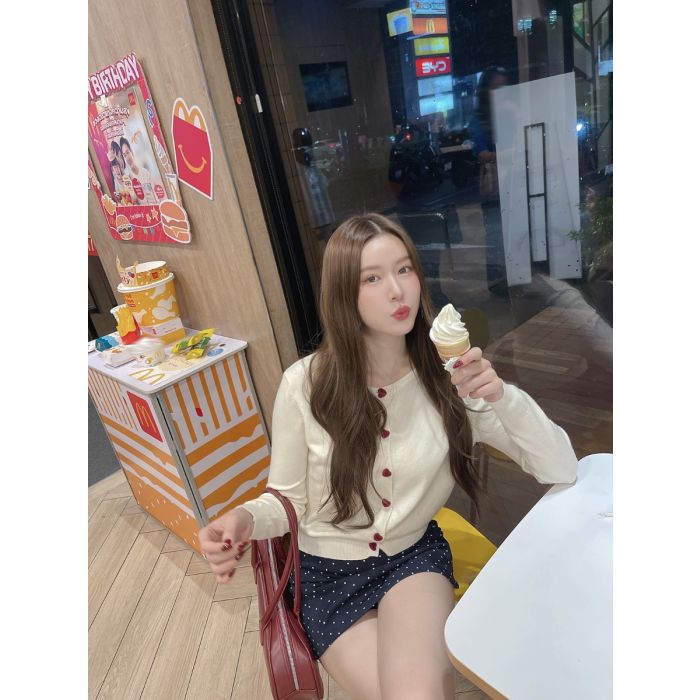 CHERRY HEART KNIT CARDIGAN-VANILLA