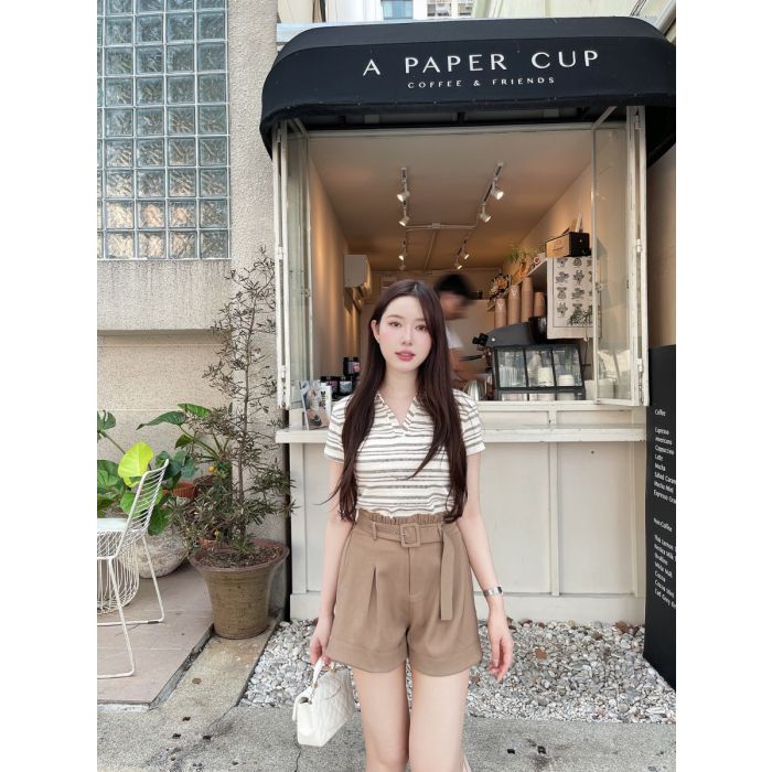 SAFARI RUFFLE WAIST SHORTS-S