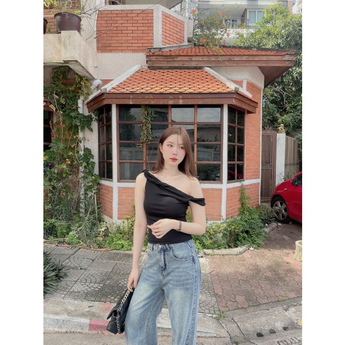 GLINT TWISTED TOP-BLACK
