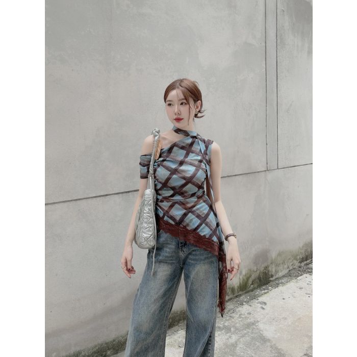 DIAMOND CHECK SLASH TOP-BLUE