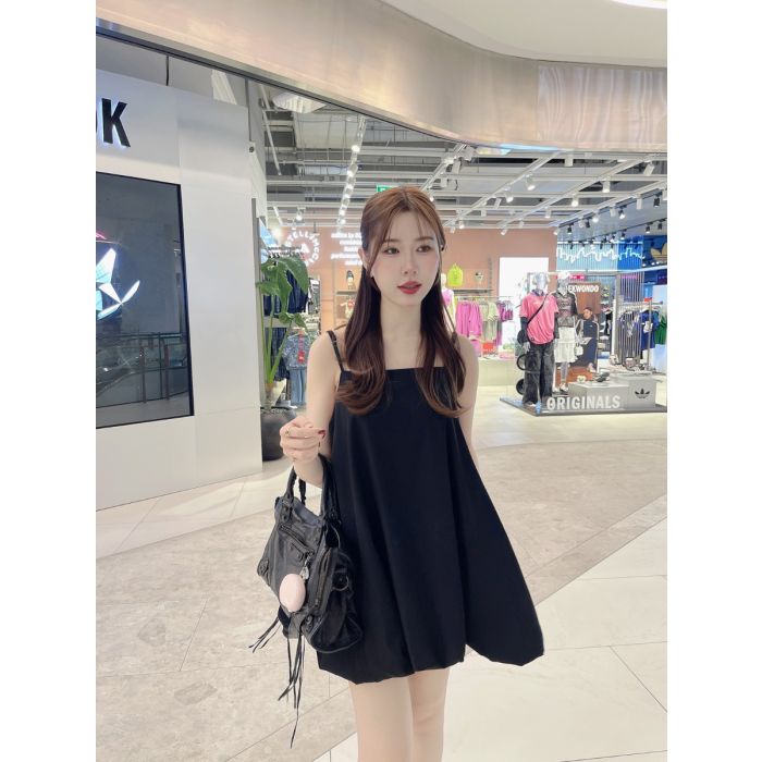 MUSE BALLOON SINGLET DRESS-BLACK