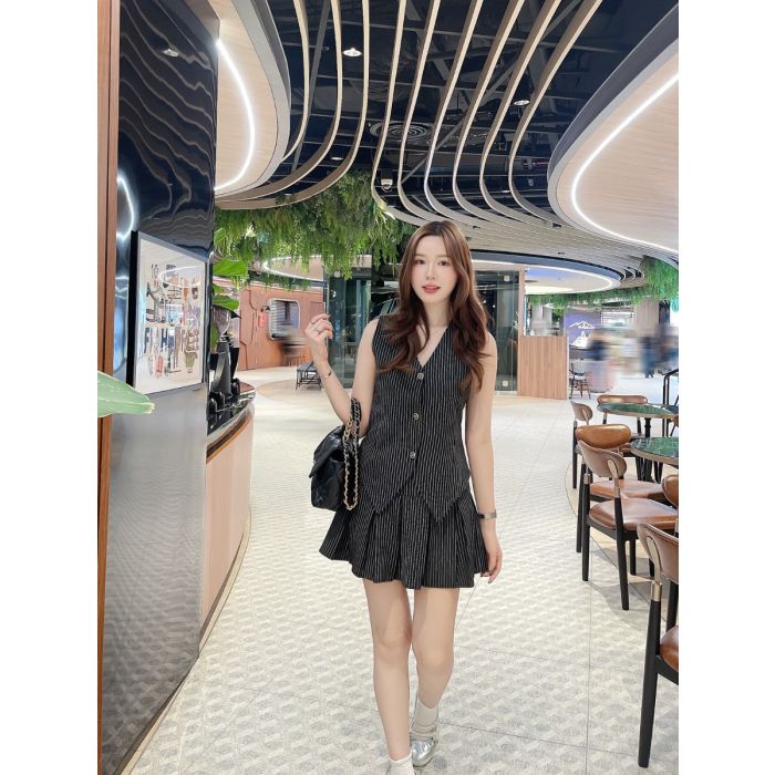 ARTISAN PINSTRIPE VEST TOP & SKIRT SET-BLACK