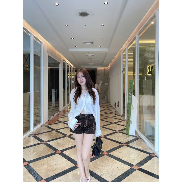 LEOPARD DENIM SHORTS-BROWN-L