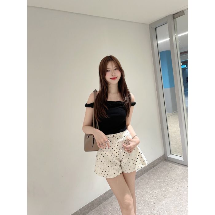 MILKY POLKADOT SHORTS