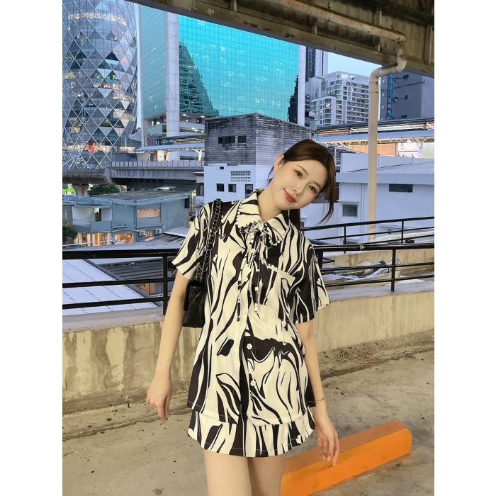 SOSHA PRINTED SHIRT & SKORTS SET-BLACK