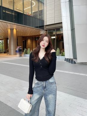 HOODIE LACE TRIM TOP-BLACK