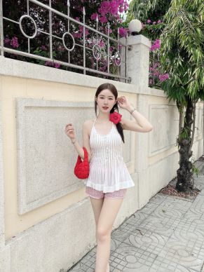 SUNLIT PLEATED TIE NECK CHIFFON TOP-WHITE