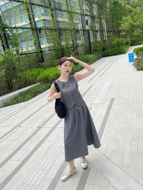 VELISSE VEST TOP & MIDI SKIRT SET-CHARCOAL