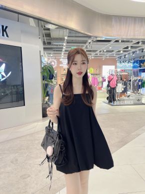 MUSE BALLOON SINGLET DRESS-BLACK
