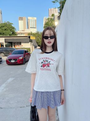 STRAWBERRY FESTIVAL JERSEY TOP-GREY
