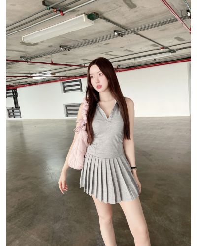VIV SPORTY SLEEVELESS TOP & SKIRT SET-GREY
