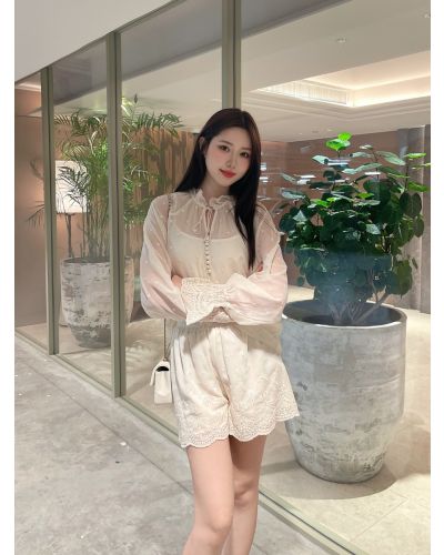 COLETTE LACE BLOUSE & SHORTS SET-CREAM