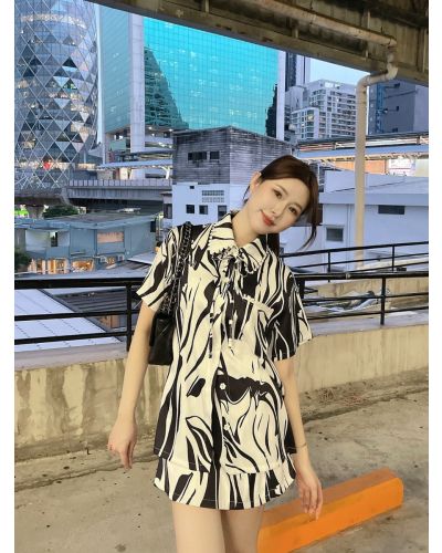 SOSHA PRINTED SHIRT & SKORTS SET-BLACK